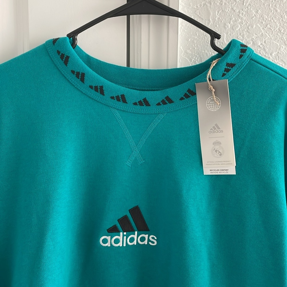 Exclusive - Never Worn - adidas Real Madrid Crewneck Sweater - Size Large - Picture 2 of 7